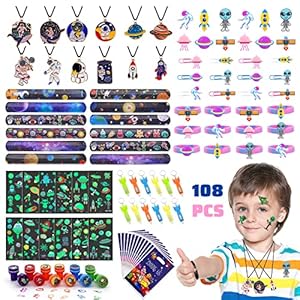 108 Pièces Cadeau Anniversaire Espace Jouet Enfant, Pinata Anniversaire Garcon, Porte-Clés Signets Sac Cadeau…