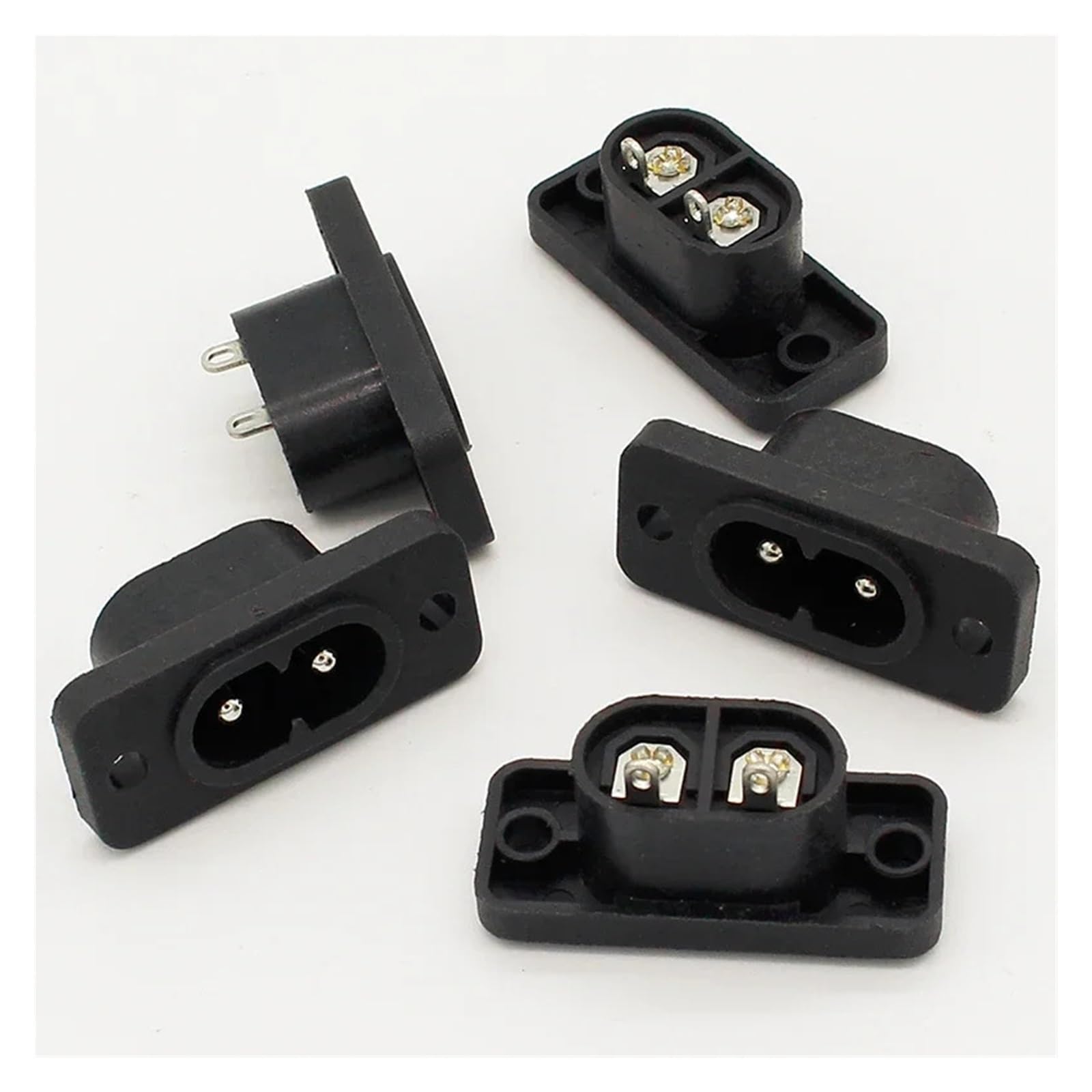 Toma IEC 320 C8 de 2 pines y 250V CA con fijación por tornillo