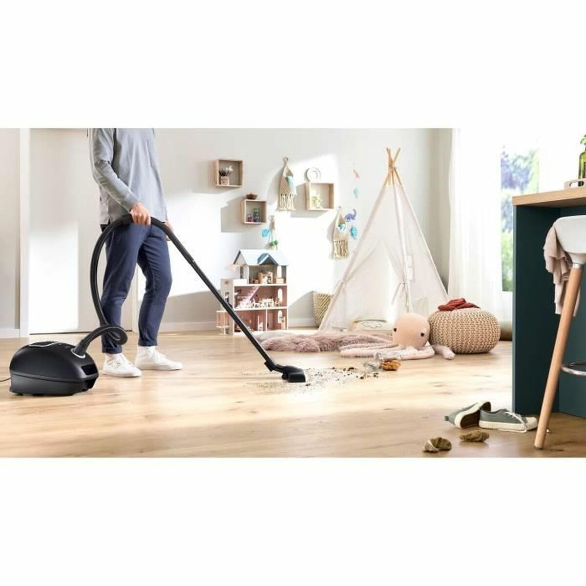 Aspirapolvere BOSCH BGB41BA1 Nero 700 W - Marca: BOSCH - EAN: 4242005483976