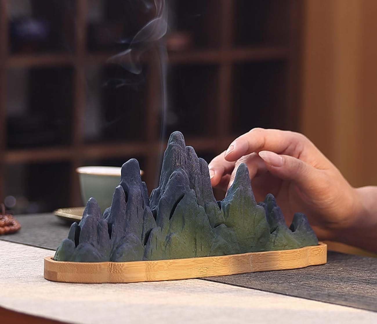 Mountain-Shaped Bedroom Ceramic Backflow Incense Burner，Tea Table Incense Holder with Bamboo Tray A02