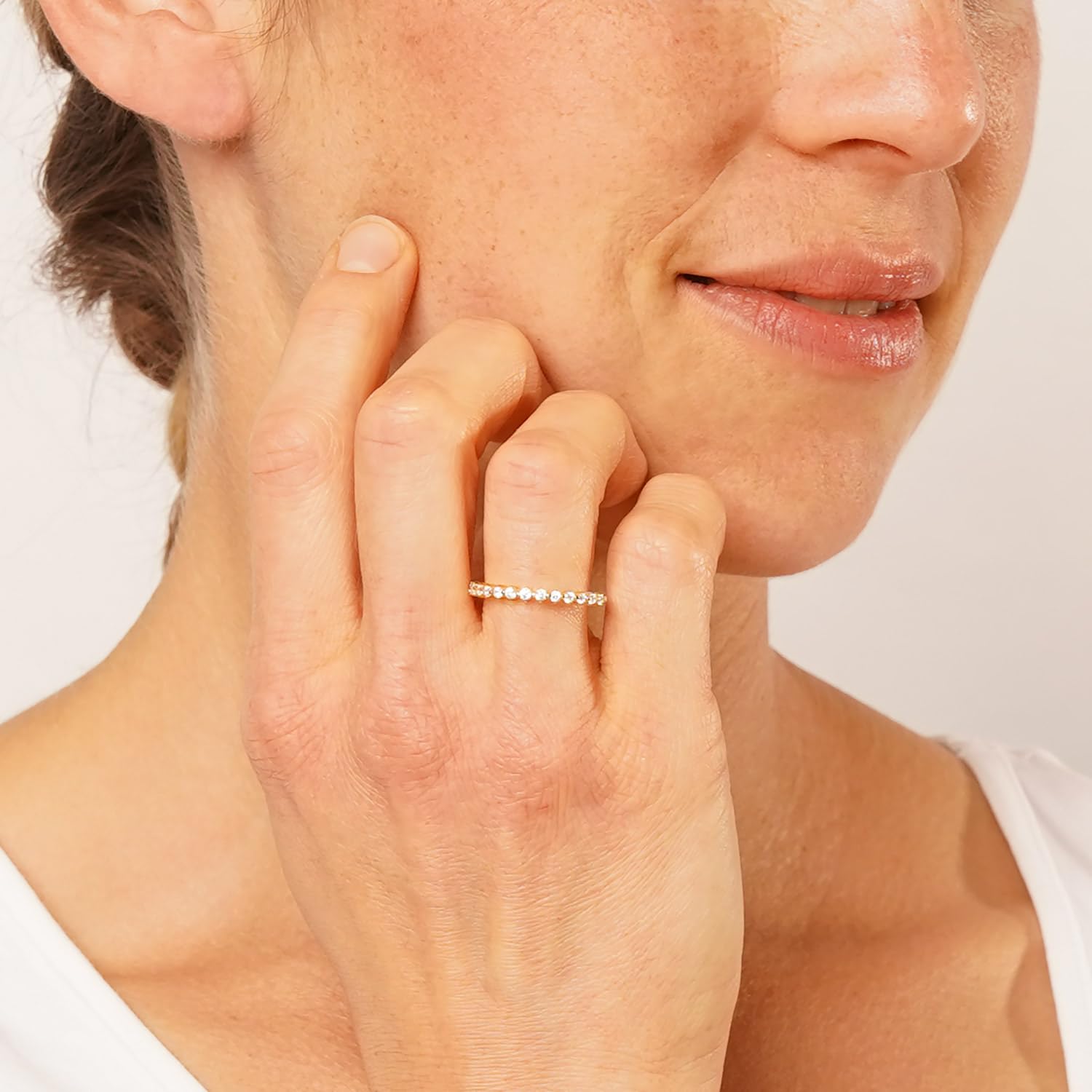 trendor Damenring Gold 333/8K mit Zirkonias 28855 | zeitloses Schmuckstück für Frauen, elegantes Accessoire und schöne Geschenkidee,