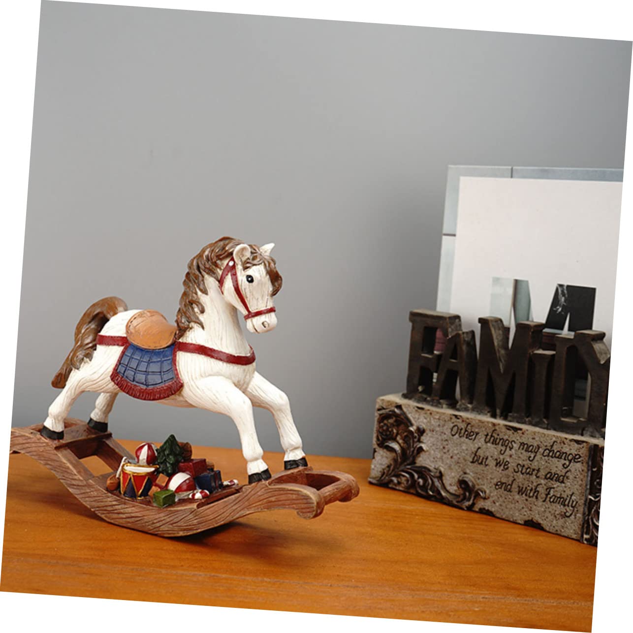 Resin Schaukelpferd Weihnachtsschmuck Tischdeko für Weihnachten Lustiges Hobbyhorse Ornament für Wohnzimmer und Schlafzimmer Weihnachtsdekoration für Zuhause