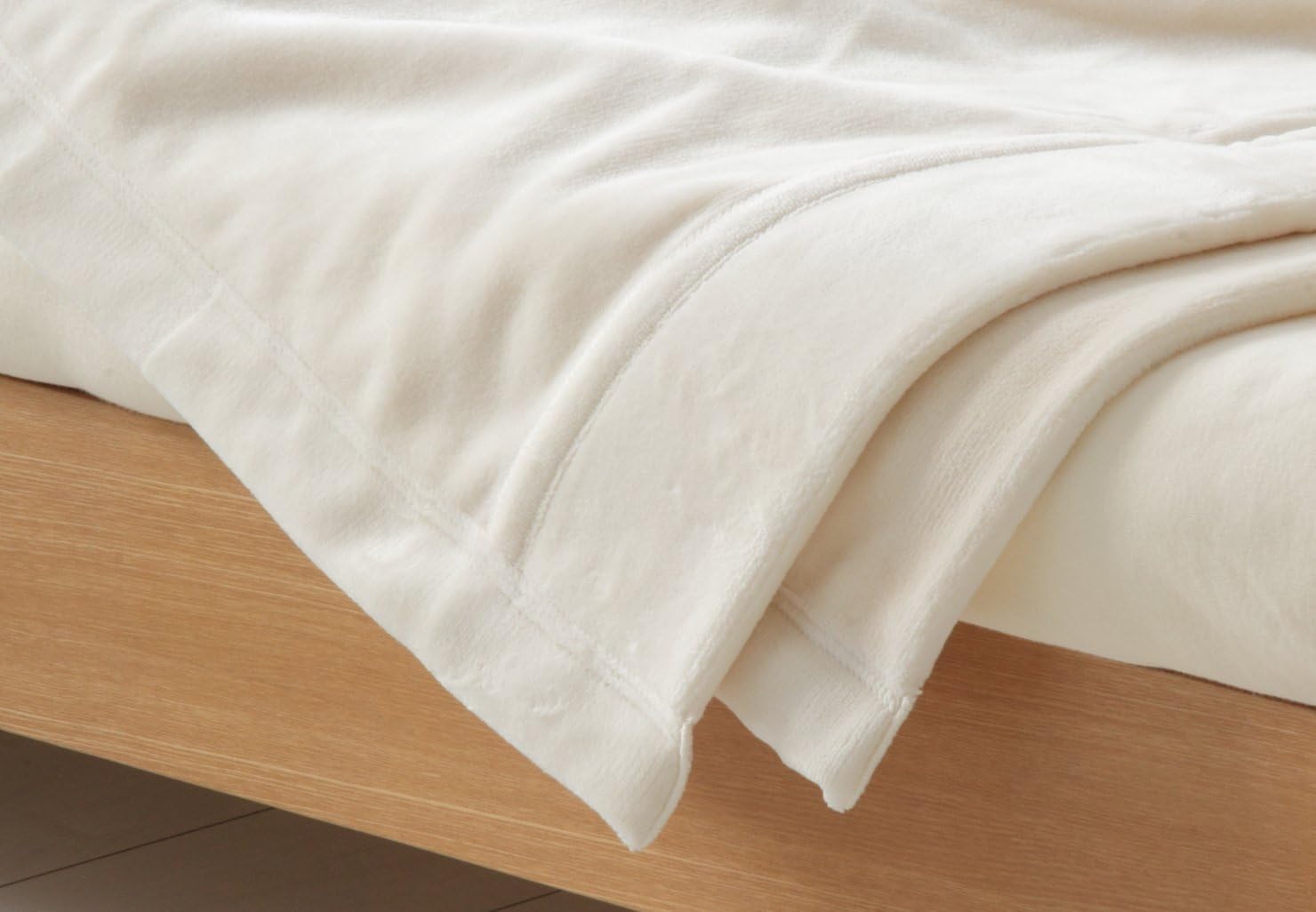 新品未使用 BURBERRY ノバチェック ダウンケット 西川産業 2025