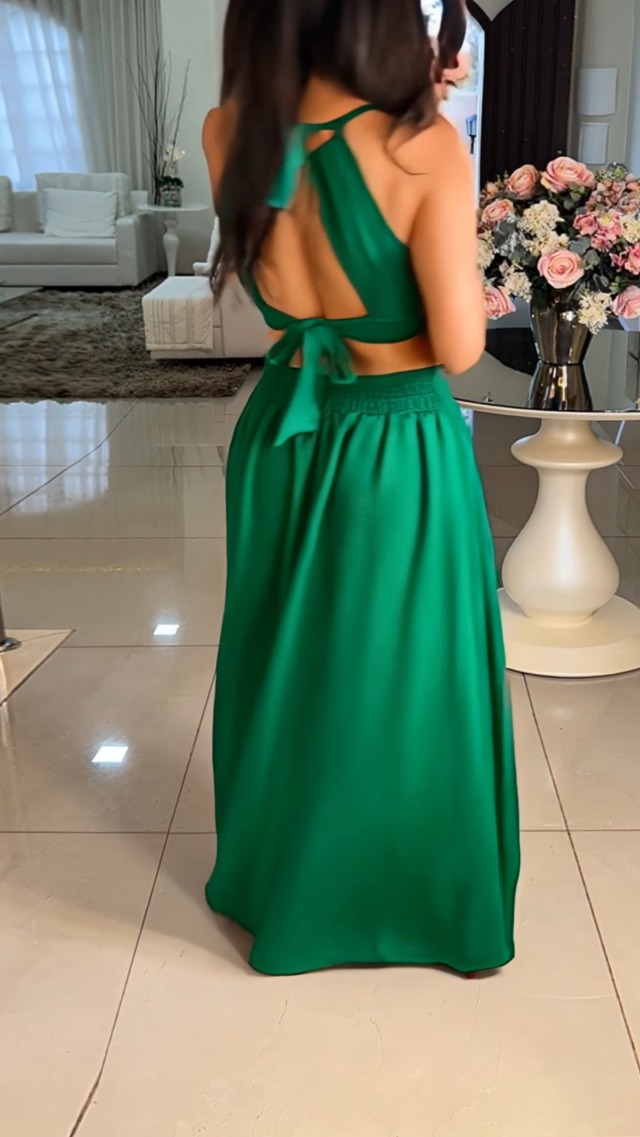 CHICME Women's Sleeveless Halter Neck Criss Cross Tie Back Split High Maxi  Dress Flowy A Line Ruched Vacation Black Dress-S at Amazon Women's Clothing  store