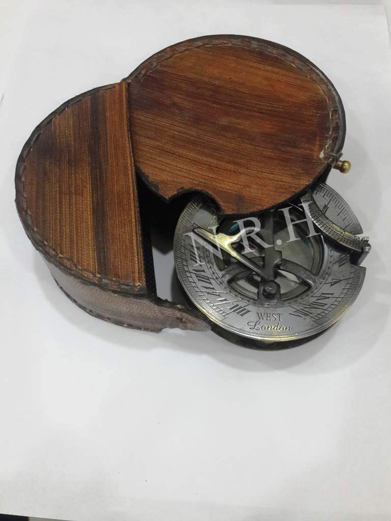 Brújula de Dos toneladas con Bolsillo del Oeste de Londres marítimo con Reloj de Sol marítim