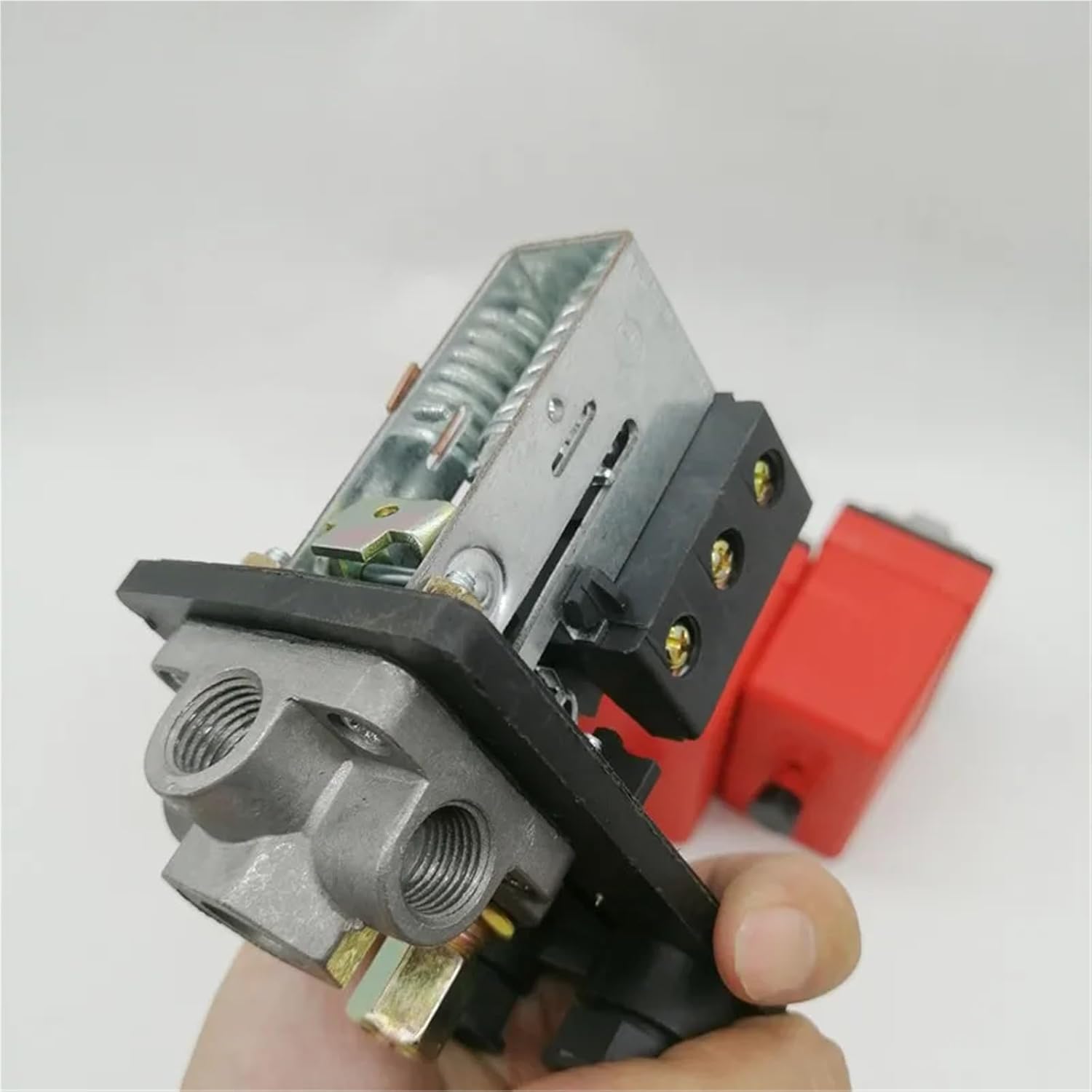 Central Pneumatic Air Compressor Pressure Switch Control Valve Replacement Parts 1P /4P 90-120 PSI 240V /380V Pressure Switch(4p 220v)