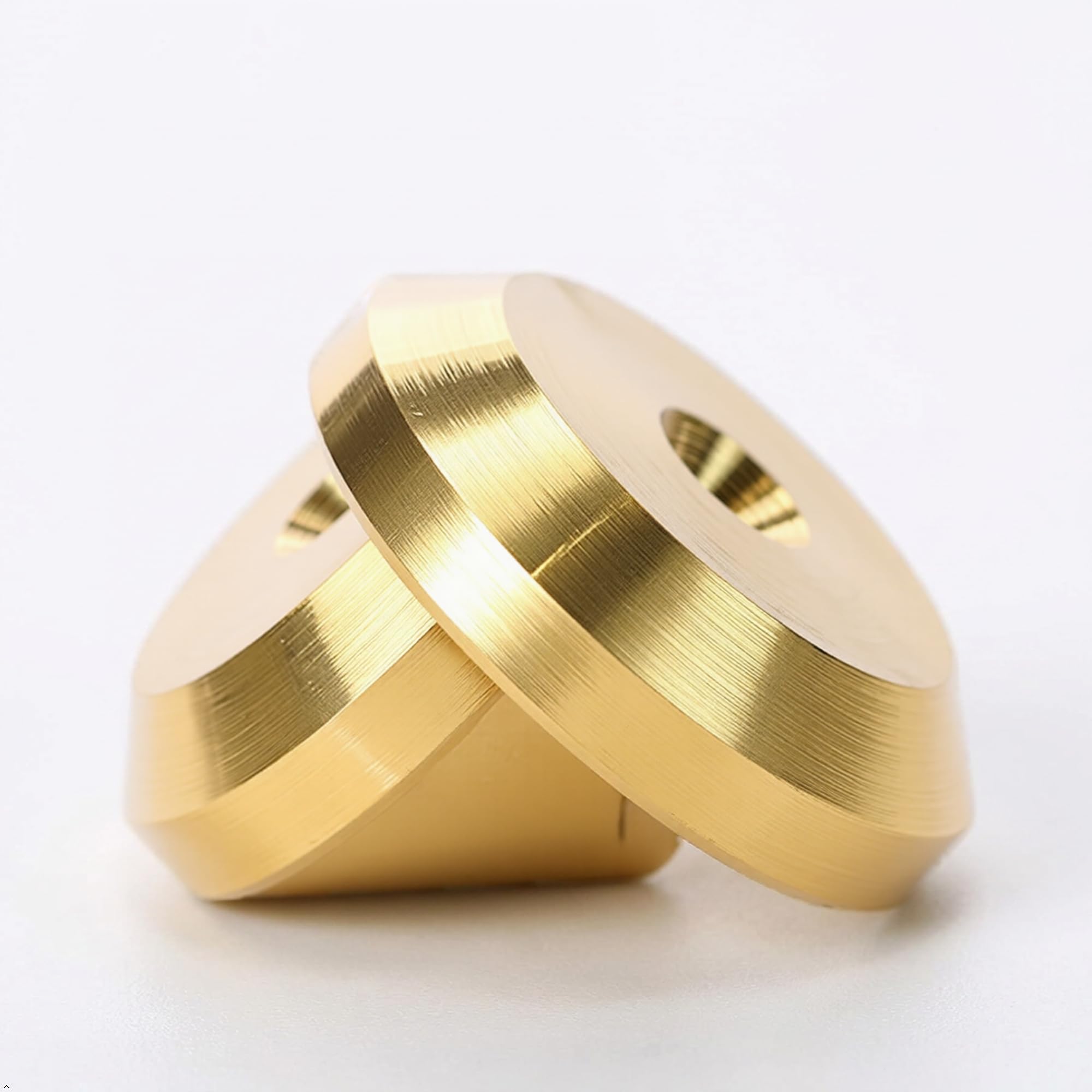 PrecisionGeek - Podkładki Pod Kolce Głośnikowe Średnica 40mm Mosiądz (4 sztuki)