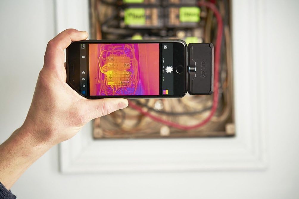 FLIR ONE Pro Thermal Imaging Camera for iOS- (camera only)( : Industrial & Scientific