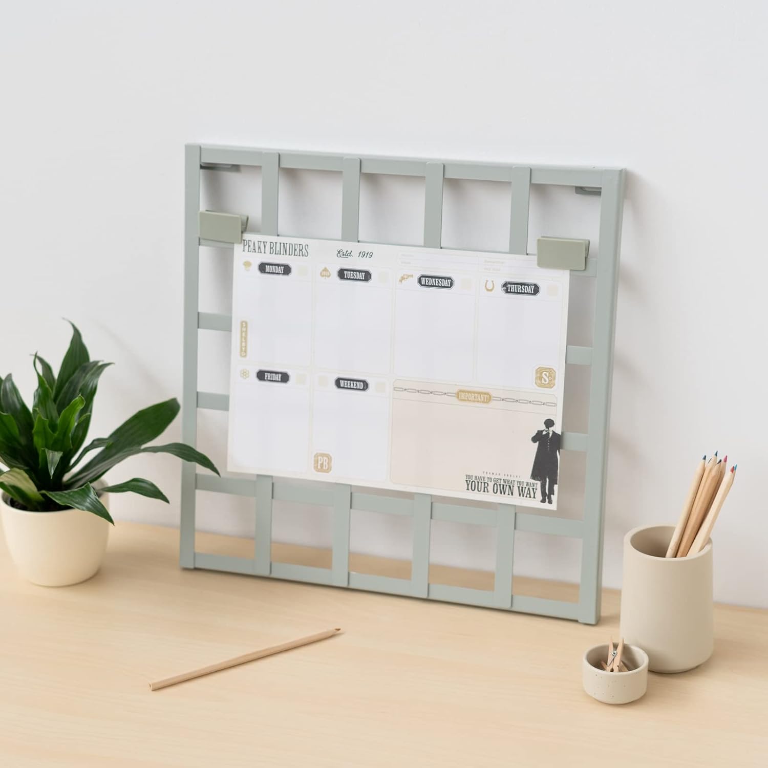 Grupo Erik Weekly Planner A4 - Peaky Blinders | Undated Daily Planner Family, Desk Calendar, 54 Tear Off Pages Notepad | Peaky Blinders Gifts