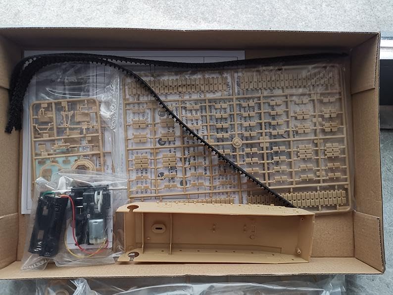 00337 1:35 Scale M1A2 Abrams Model