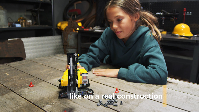 Amazon.com: LEGO Technic Heavy-Duty Excavator 42121 Toy Building