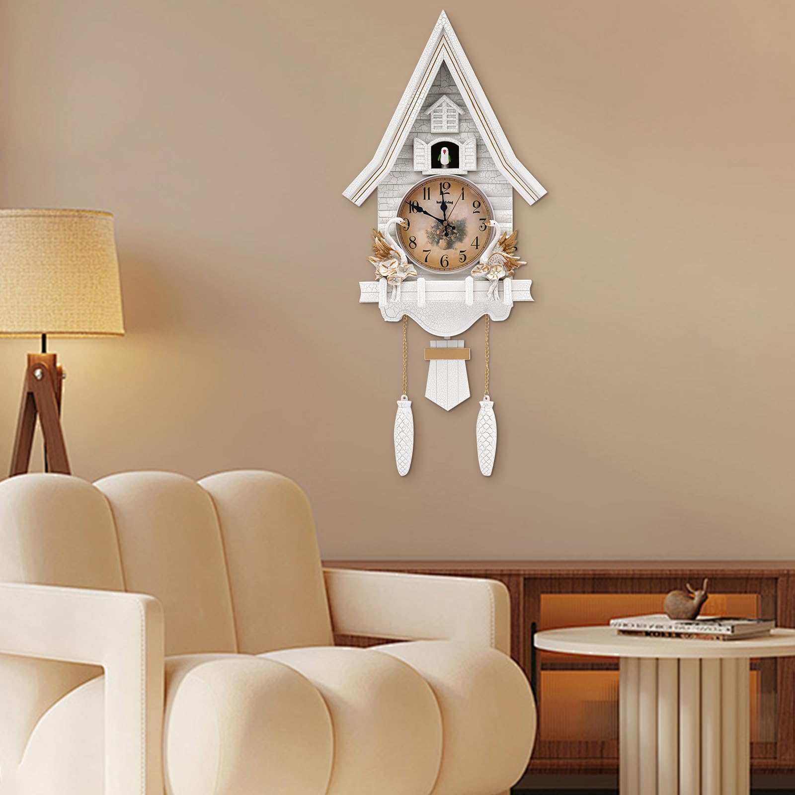 Horloge à coucou moderne - Horloge à coucou - Blanc - Forme de maison - Horloge murale à piles - Avec commande du volume - Mode nuit - Mouvement silencieux pour salon chambre bureau 32,5 x 11 x 69 cm