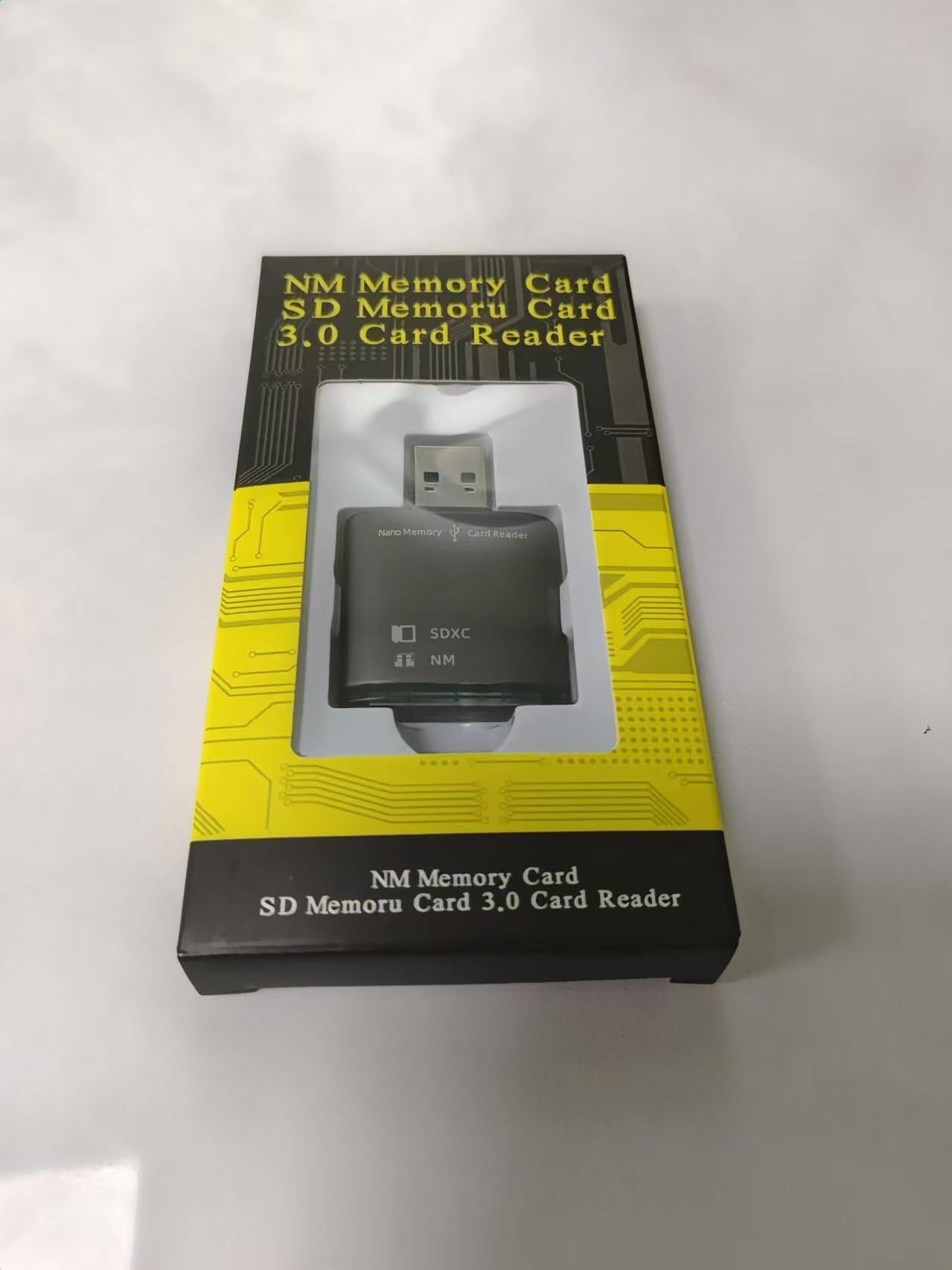 YAOMAISI Lettore di schede USB 3.0 per scheda NM Card/SD Card, adatto per tutti i modelli di telefoni cellulari e laptop (nota: nessuna scheda NM/SD) Nero