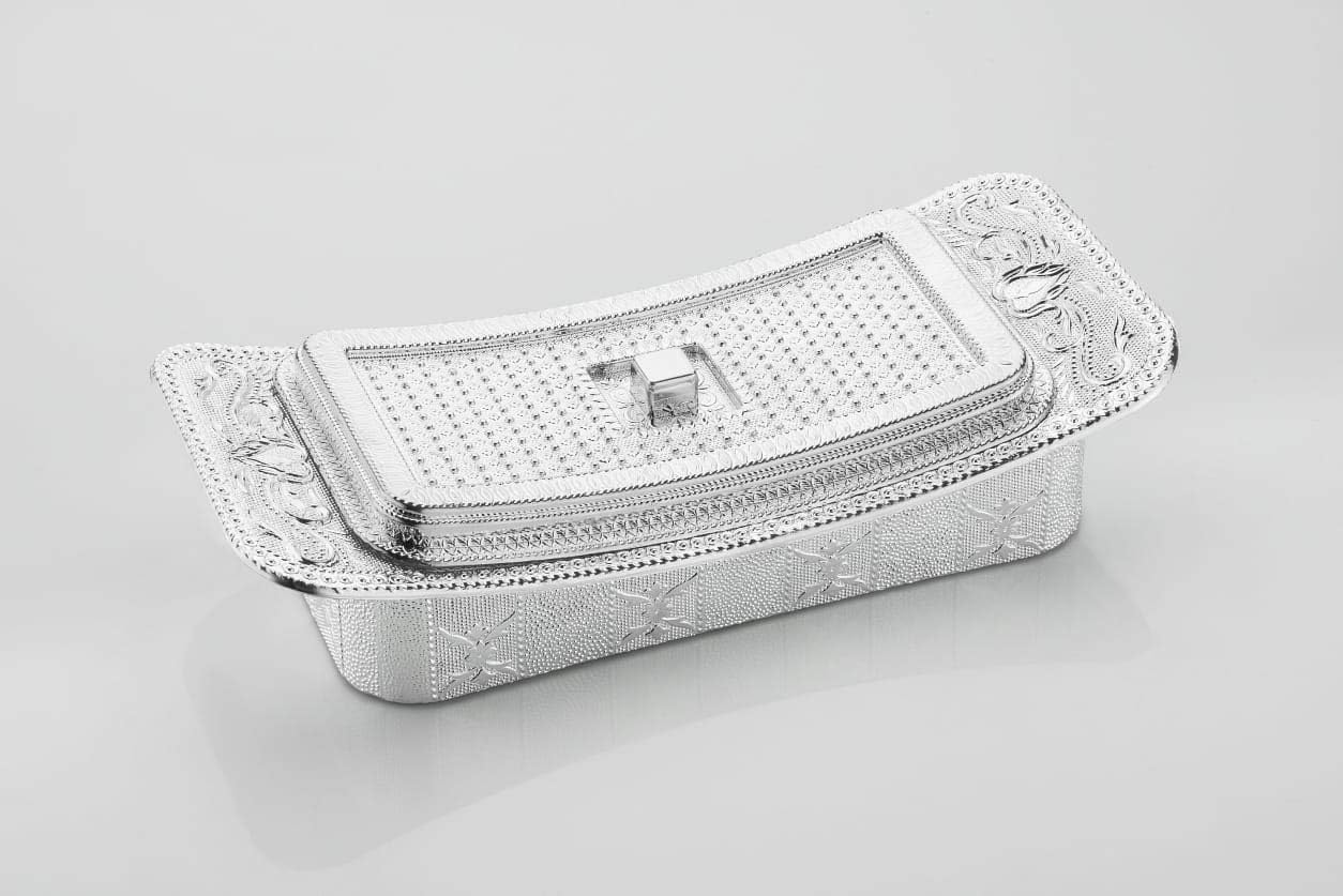 AnirdeshDry Fruit, Candy, Chocolate or Mukhwas Plastic Dani or Serving Box with Silver Foiled Impression (Titanic)