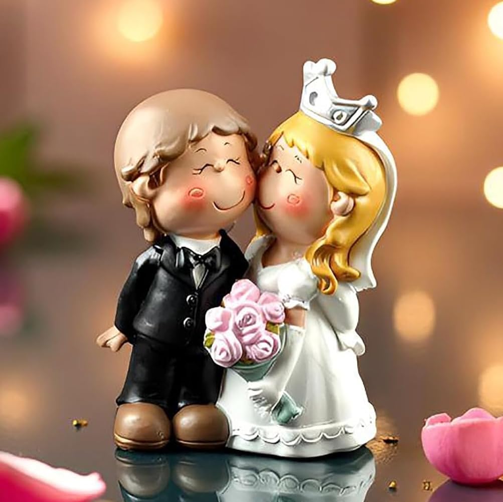 Hochzeitstorte mit Brautpaar