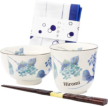 Amazon 名入れ 名前入れ 湯呑み 茶碗 美濃焼 名入れ湯呑み 茶碗セット 紫陽花 ハンカチ付き 長寿祝い 母の日 古希祝い 名入れプレゼントkarin 湯呑み 通販