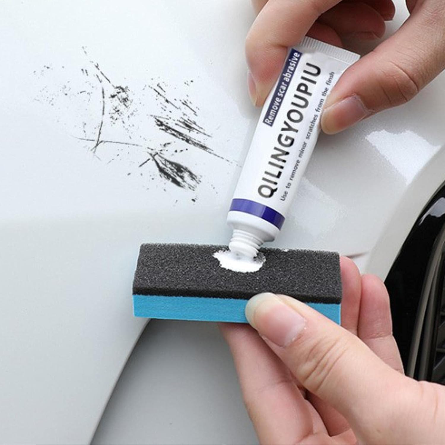 人気の雑貨がズラリ クルマ キズ消し 強力な スクラッチリムーバー 使いやすく多用途 車のスクラッチリムーバー カースクラッチリムーバー 爪の引っかき 傷 引っかき傷 小さな傷 軽い塗装の傷 磨かれた塗装の渦に適しています 車 傷消し コンパウンド あらゆる色の車に