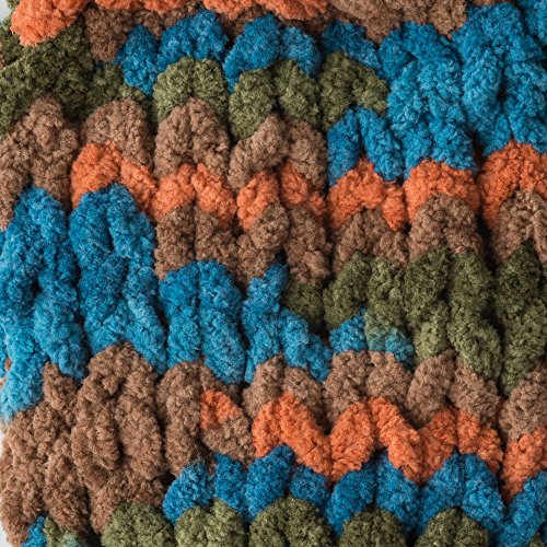Image of Bernat Blanket Super Bulky Yarn, 5.3oz, Guage 6 Super Bulky, Cozy Cabin