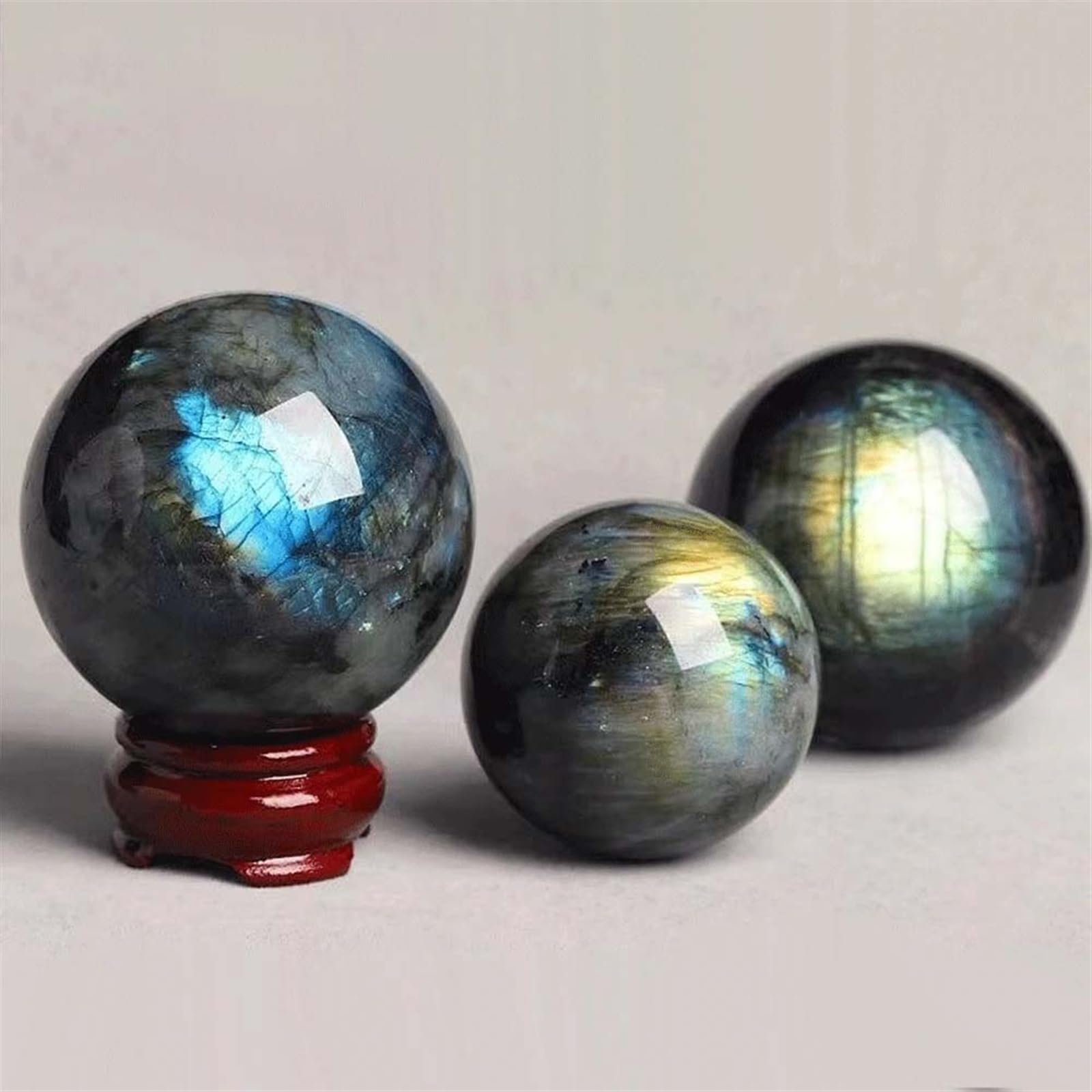 BKGWCSOR Crystal Labradorite Stone Ball Quartz Polished Moonstone Ore Sphere Crystals Ornaments (Size : 30mm)