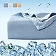 Luxear Bambusfaser Kühldecke, 150 x 200cm Kuscheldecke Selbstkühlend Arc-Chill Sommerdecke mit Q-Max 0,34 Kühlfasern aus 100% natürliche Bambus Tagesdecke Weiche Wohndecke Sofadecke Babydecke- Blau