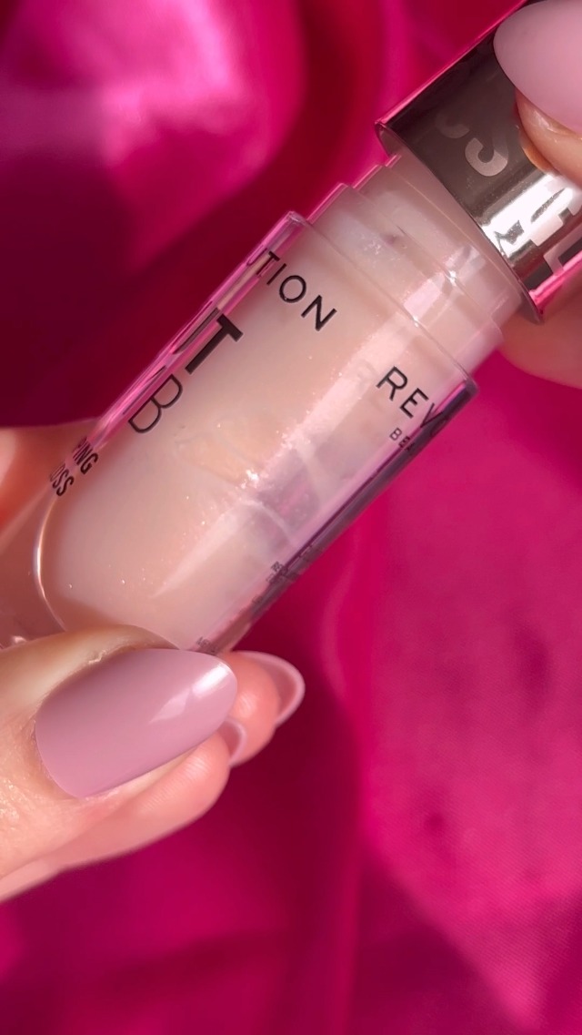 ラシュトンRushton バニー ラバーフェイス ホワイトフェイス Amazon.com : Revolution, Pout Bomb Plumping Lip Gloss, Buildable
