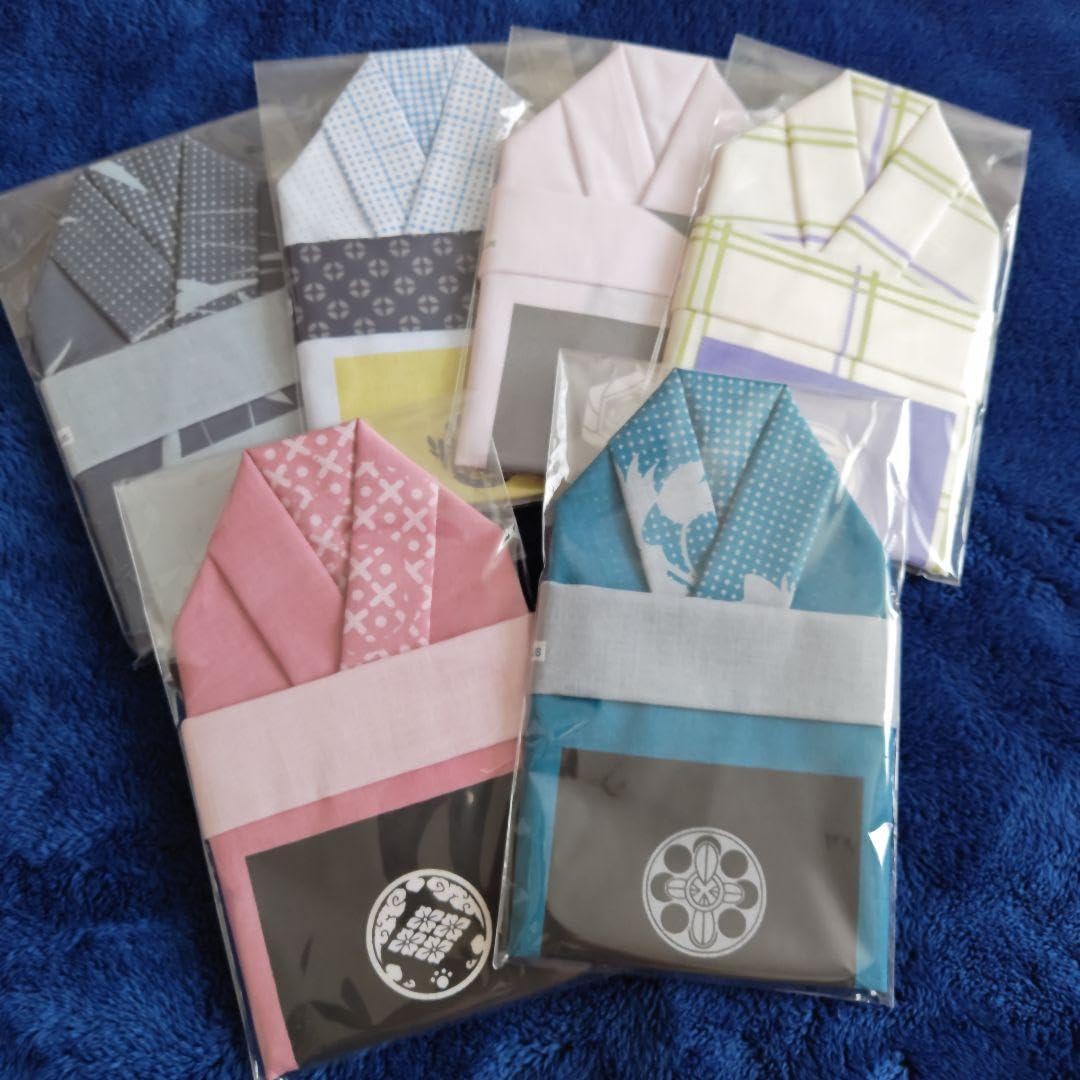 刀剣乱舞　てぬぐいコレクション　軽装 刀剣乱舞』薬研藤四郎や日向正宗など25振りの軽装姿がデザインされた