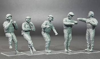 Amazon | ミニアート 1/35 アメリカ戦車兵 5体入 プラモデル