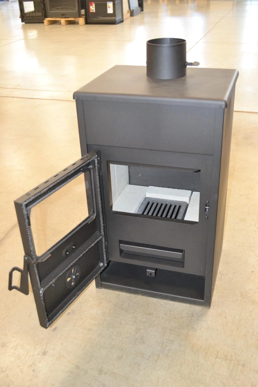 Prity KD Poêle à bois 9,3 kW Classe d'efficacité énergétique A+ Tube de fumée Ø 130 mm Chauffage très efficace