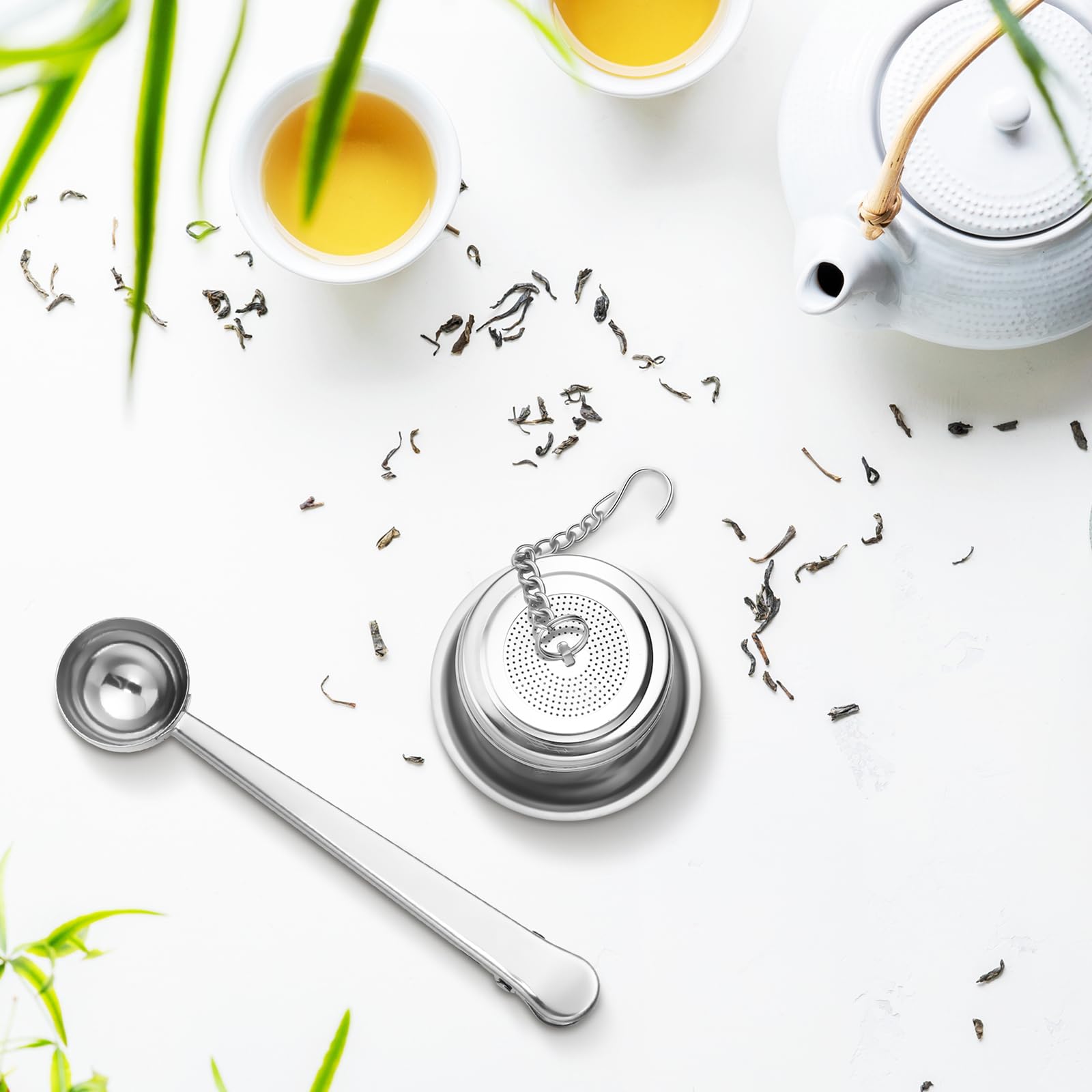 Umigy 4 Stück Tee-Ei Tee-Sieb für losen Tee mit Schaufel, extra feines Netz-Tee-Steeper 304 Edelstahl-Tee-Diffusor, Teeblatt-Halter mit verlängertem Kettenhaken für Tee, Gewürze, Gewürze