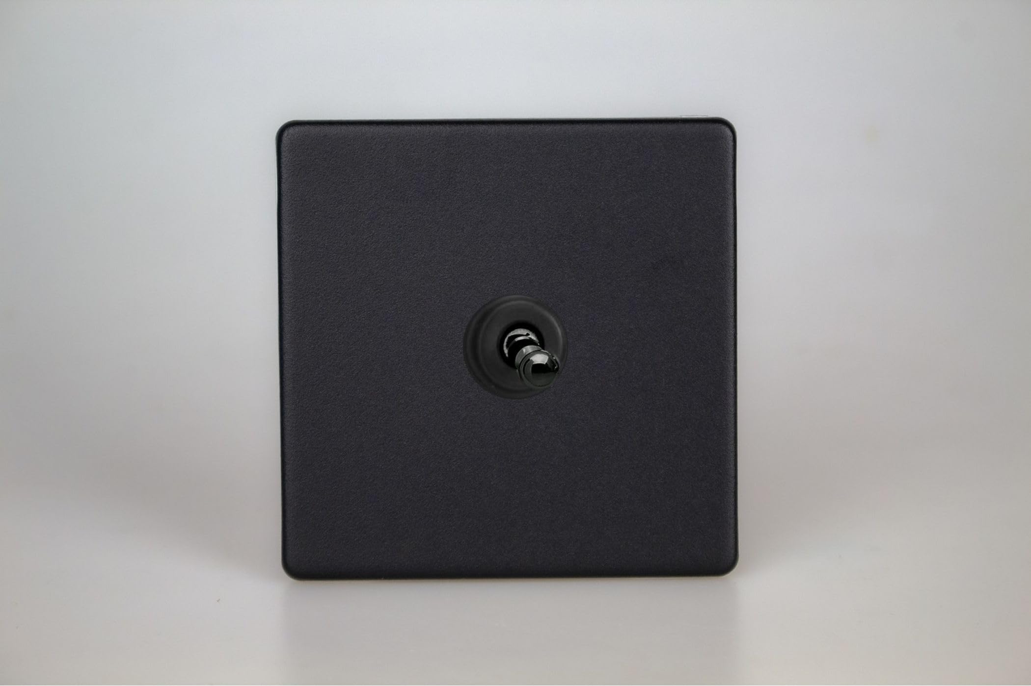 Varilight XDYT1S.MB Toggle Switch, 10A, 2-Way, Urban Screwless Matt Black + Iridium Insert