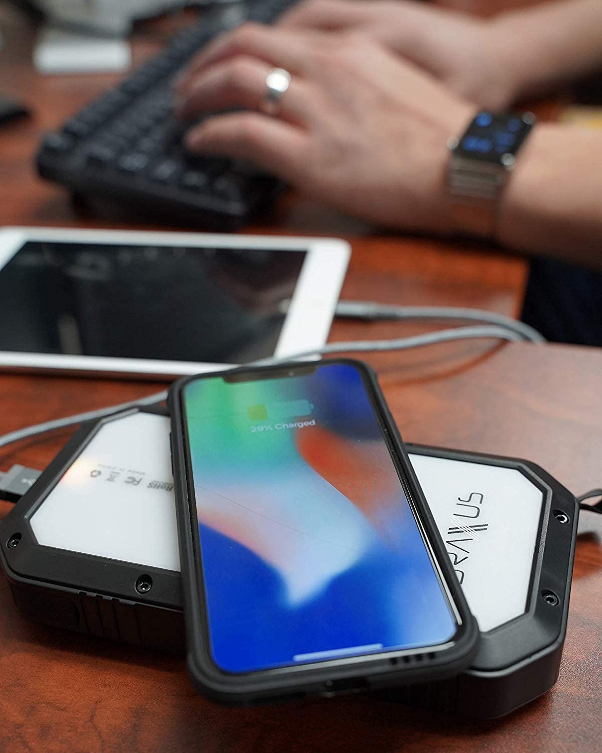 braxus solar power bank