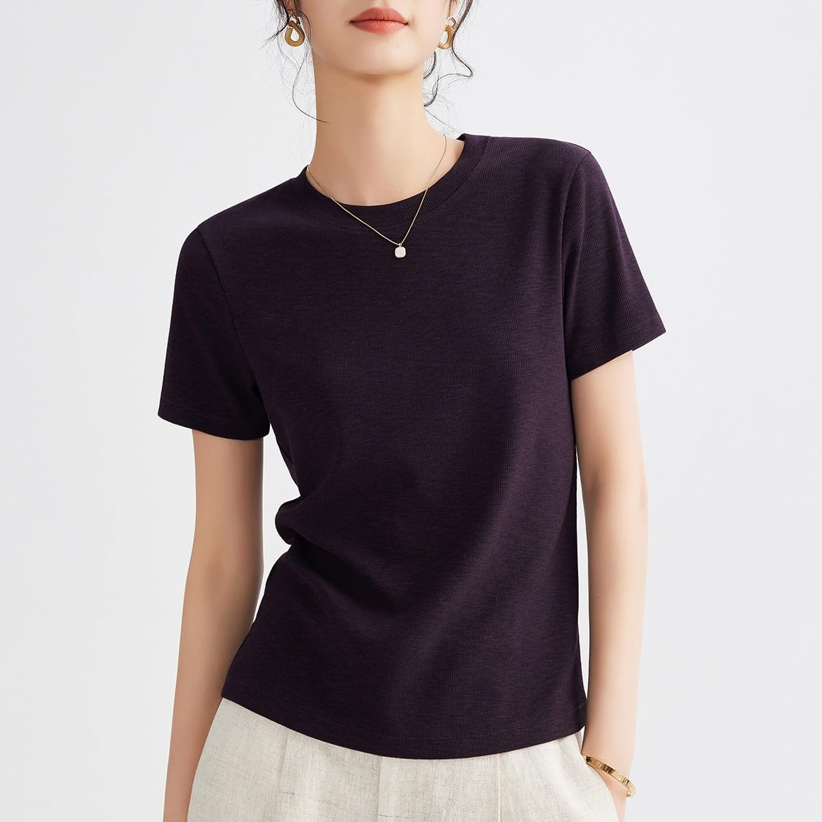 T-shirt da donna in cotone girocollo a maniche corte