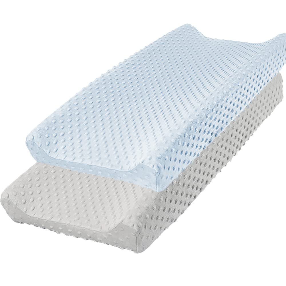 Owlowla Funda para cambiador, sábanas de mesa cambiadoras suaves de lunares minky para bebé niño y niña, paquete de 2 (gris plateado y azul bebé)