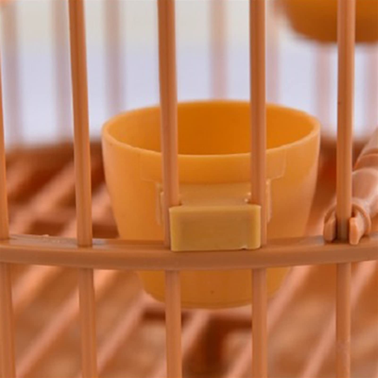 Klatka dla ptaków Okrągła klatka dla ptaków z podajnikiem Pełny zestaw Plastikowa klatka dla ptaków Przewoźnik dla małych ptaków Wszechstronna wentylacja Możliwość odłączenia Klatka dla ptaków