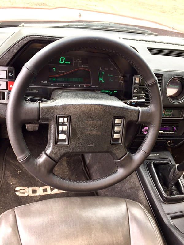 RedlineGoods Steering Wheel Cover 4-Spoke for 1984-1985