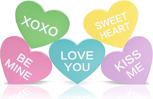 AnyDesign 5 piezas de decoración de madera para el día de San Valentín, macarrones coloridos en forma de corazón, centros de mesa Love You Be Mine