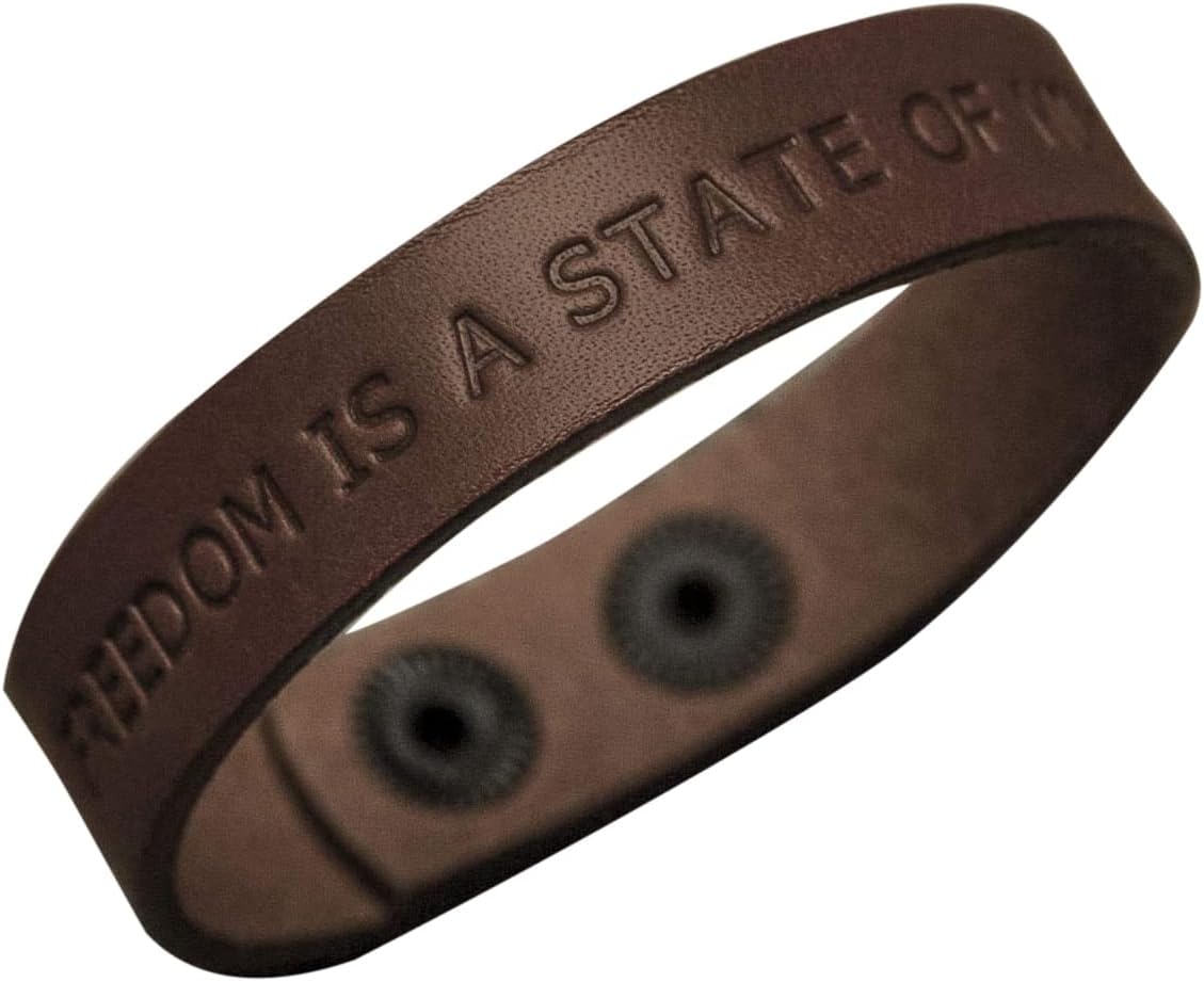 Brown bracelet, vegetable tanned Italian leather personalized, FREE ENGRAVING, your name or phrase