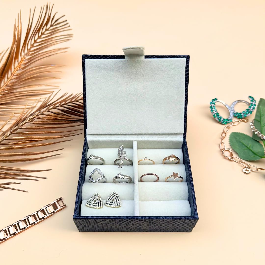 La Trove leather Jewelry Storage Box, Blue