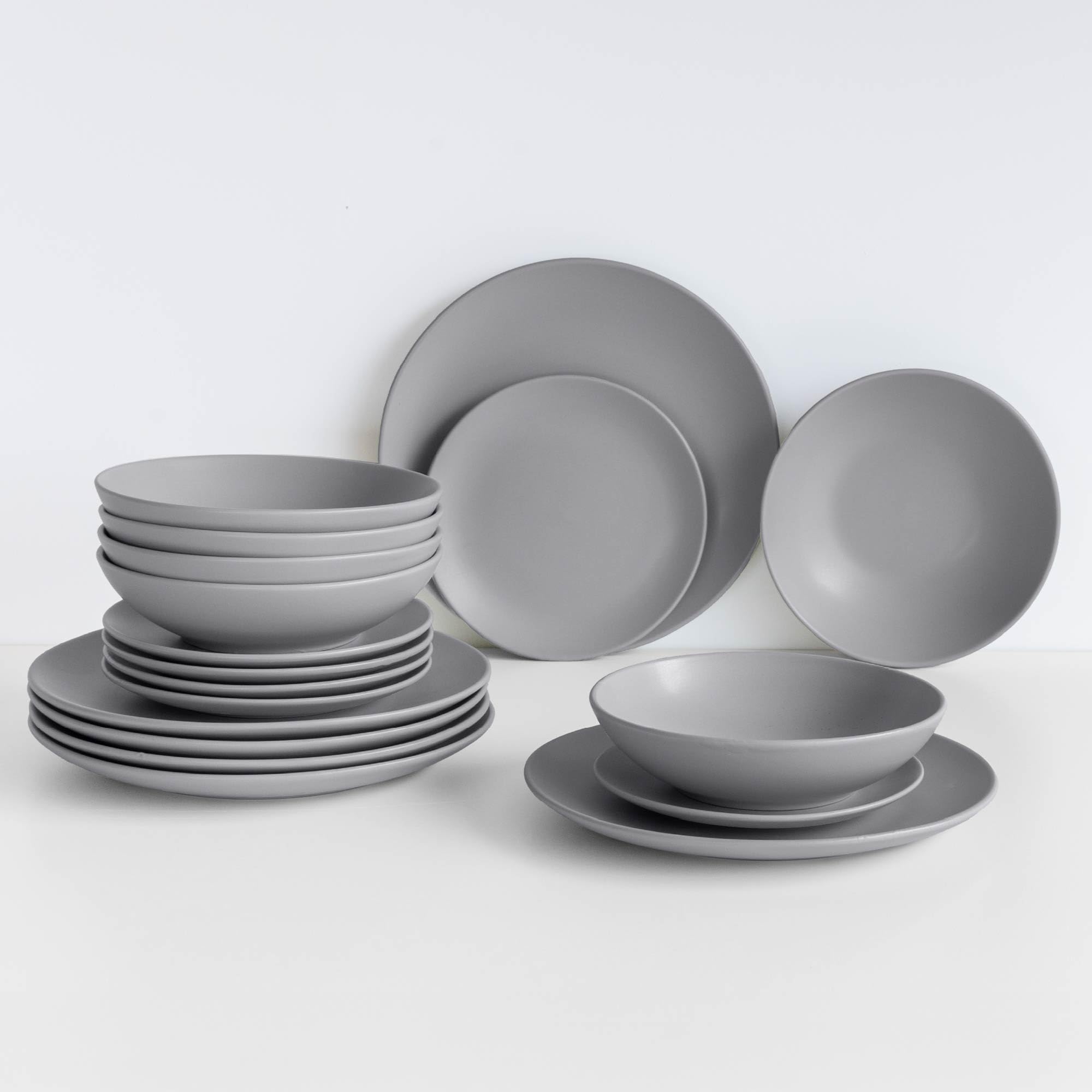 IlGruppone 18 Piatti, 6 Coperti Completi - Servizio da Tavola in Gres Porcellana Smaltato, Piatti con Certificazione Contatto Alimentare per Microonde e Lavastoviglie - Design Moderno, Grigio