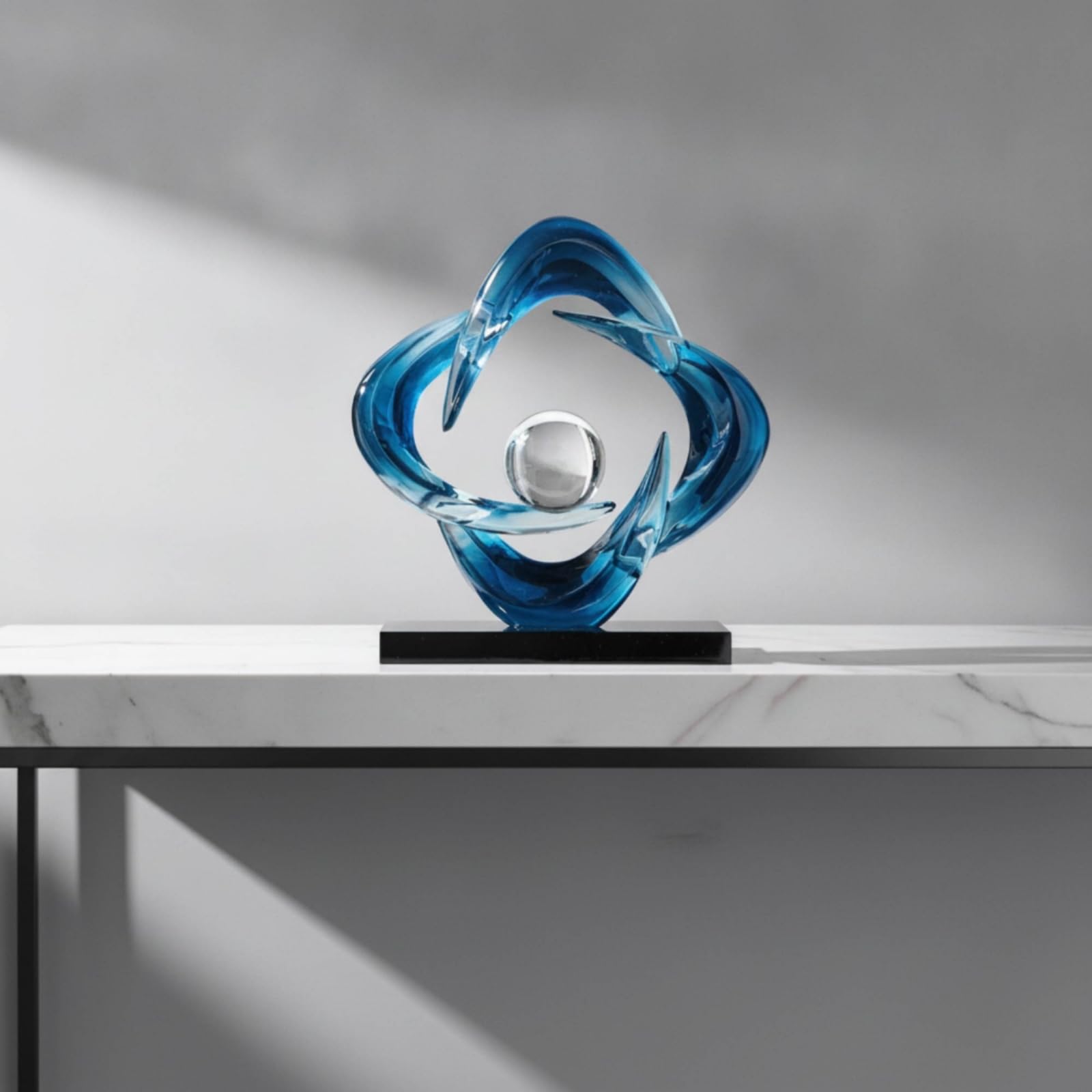 rockible Vier-Schleifen-Ringornament glänzend Tischskulptur mit Sockel dekorativ Wohndeko für Wohnzimmer, Büro, Transparentes Blau