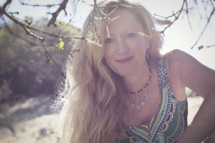 Paint Mojo A MixedMedia Creative Layering Techniques for