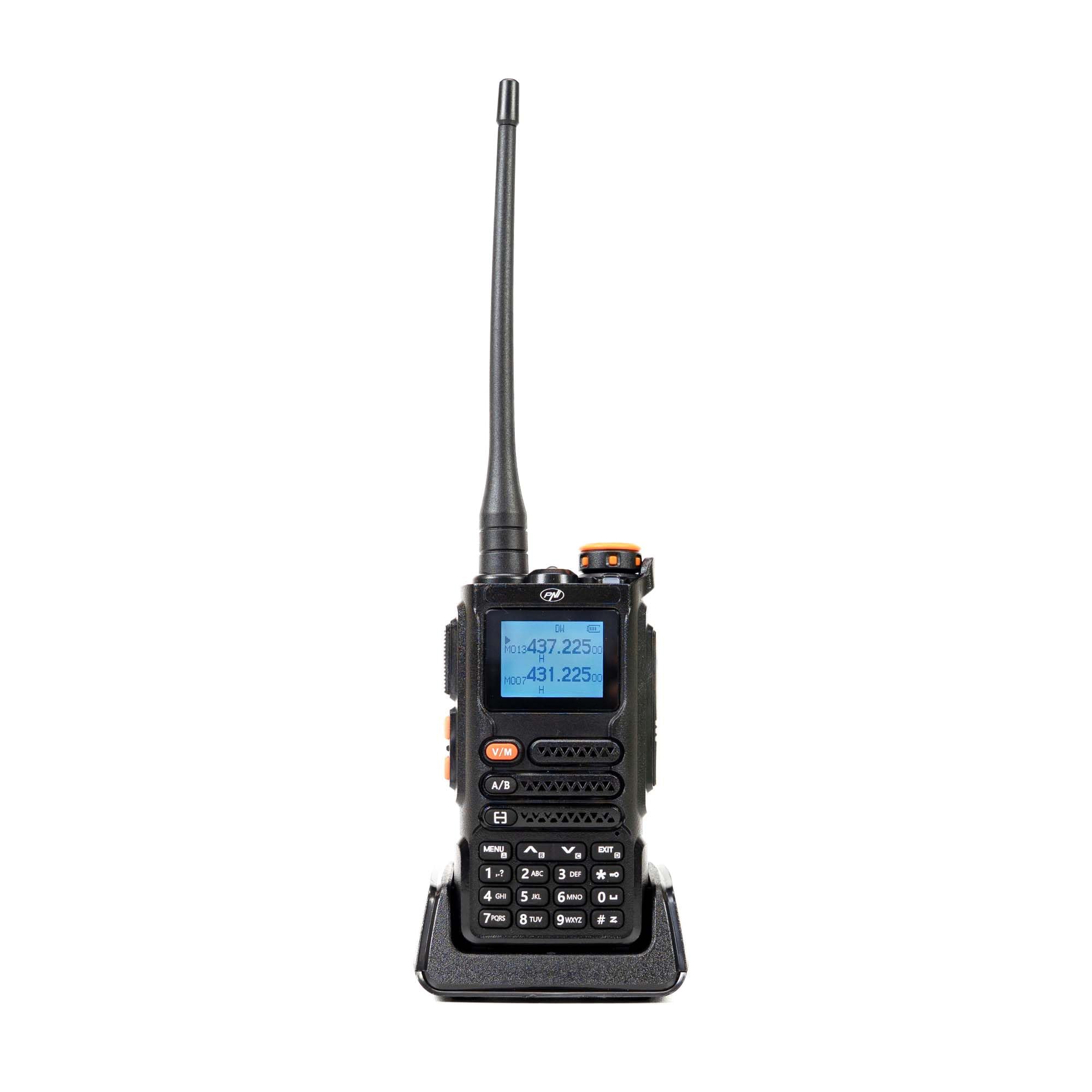 Portable VHF/UHF radio station PNI P16UV 999 channels, dual band TX and 6 RX bands, VOX transmission, Scan, FM radio, weather channels, Li-Ion 2600 mAh