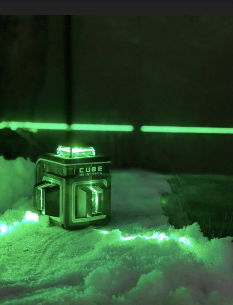 【新品】グリーンレーザー墨出し器7点＋三脚付セット(リチウムバッテリ） FUKUDA|フクダ 5ライン グリーンレーザー墨出し器+受光器+