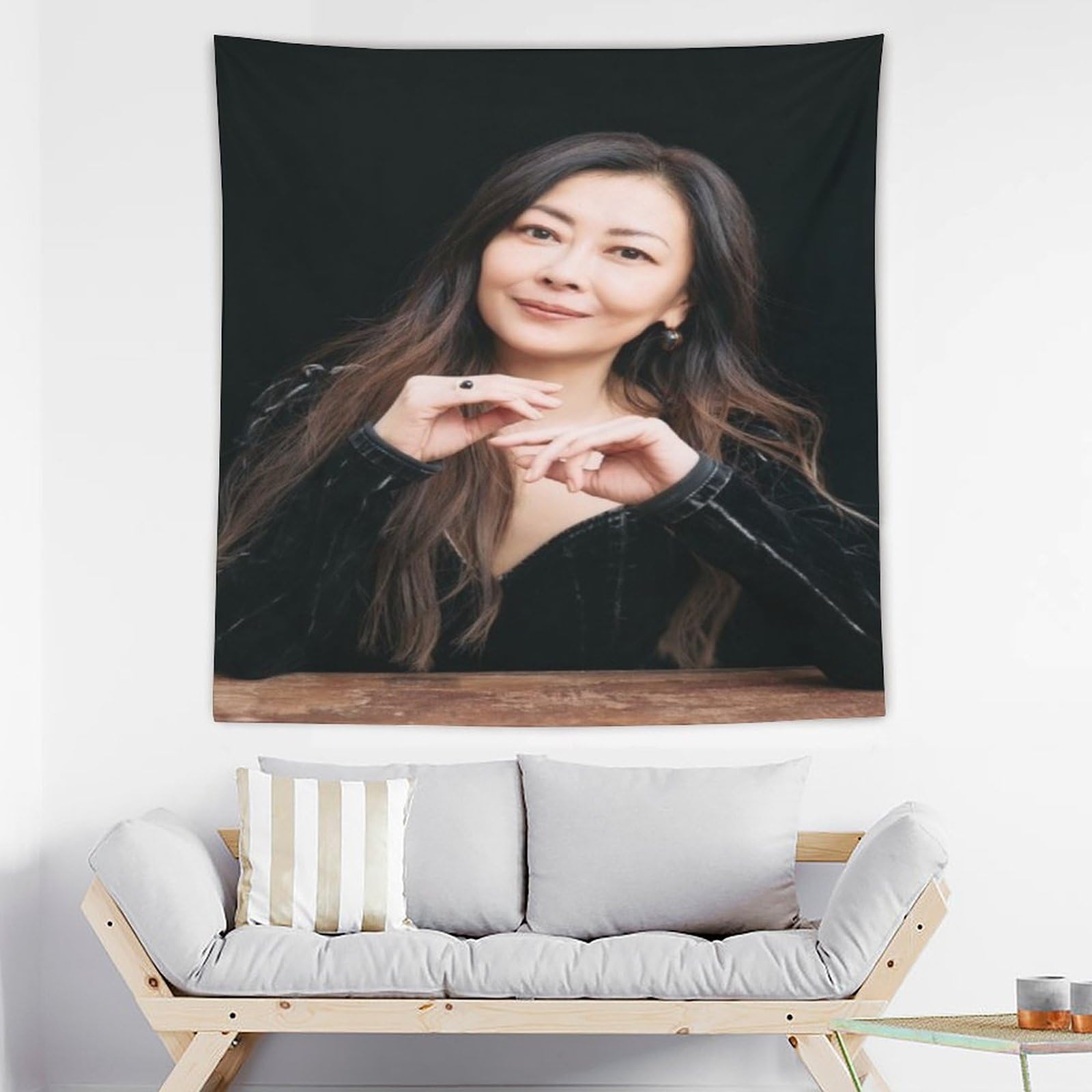 Amazon.co.jp: 中山 美穂 なかやま みほ 17 タペストリー