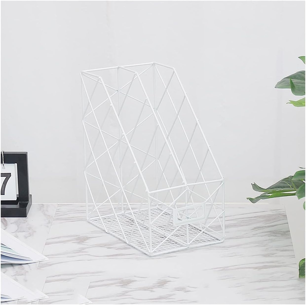 Magazine Rack Simple Desktop Storage Rack Bookshelf File Magazine Storage Multifunctional Newspaper Rack (Color : Golden-2) (White)