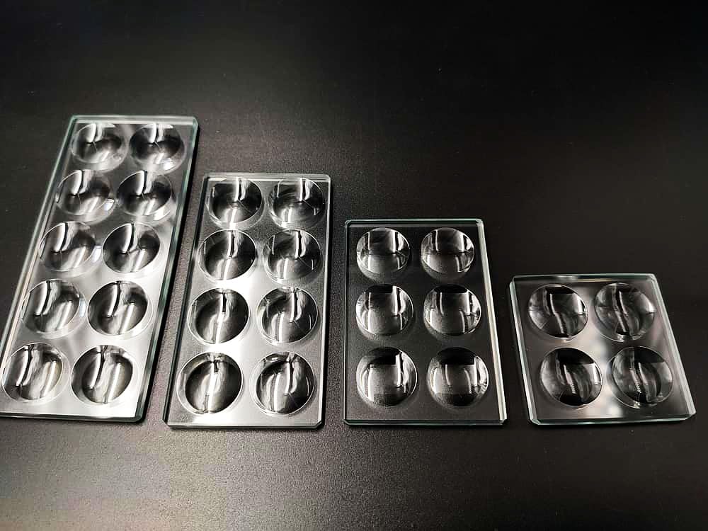 Szlafrok szklany z okrągłym wklęsłym rowkiem — płyta wielorowkowa o wysokiej przezroczystości do użytku laboratoryjnego, grubość 5 mm, 1 szt.(12 holes-D 16mm)