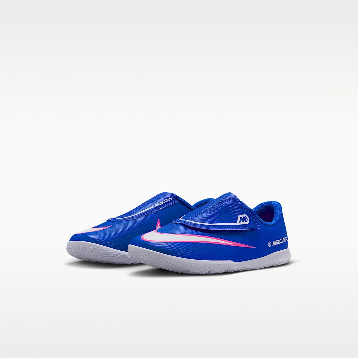 Nike Jr. Mercurial Vapor 16 Club Little Kids' IC Low-Top Soccer Shoes (Racer Blue/White)