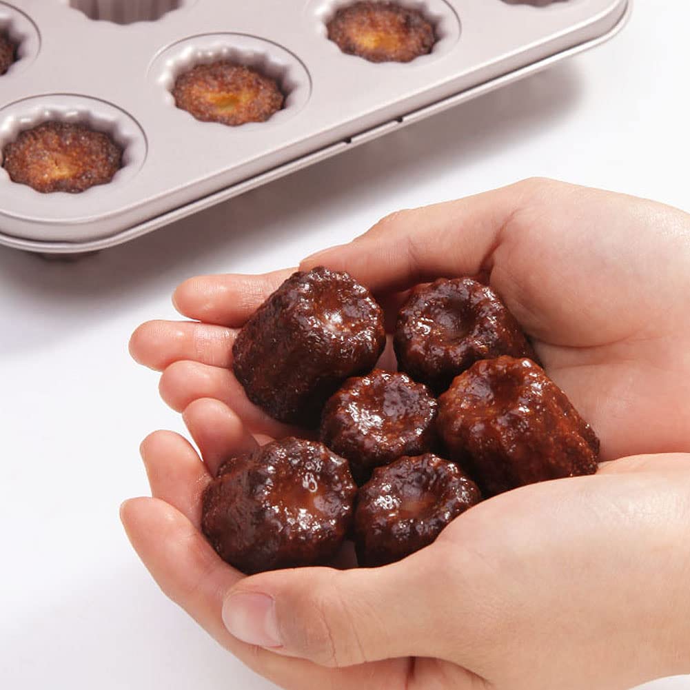 Canele Is Het Kleine Franse Gebakje Van Bordeaux Dat Met Rum En Vanille Zacht Teder Vlacentrum Donkere Dik Op Smaak Wordt Gebracht Image138521674 Canele Is Het Kleine Franse Gebakje Van Bordeaux Dat Met Rum En Vanille Zacht Teder Vlacentrum Donkere Dik Op Smaak Wordt Gebracht Image138521674