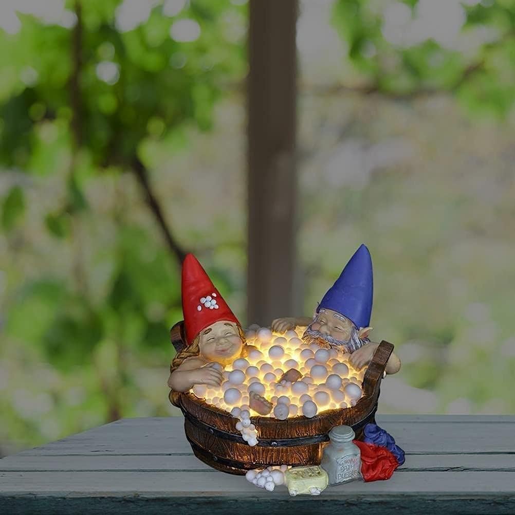 Słoneczne figury do dekoracji na zewnątrz Dekoracja ogrodowa Słoneczna figura krasnala do kąpieli Rzeźba Lampka nocna Rozmiar 18x13,5 cm Materiał Słoneczna para Dekoracja, rzeźba (różne kolory)