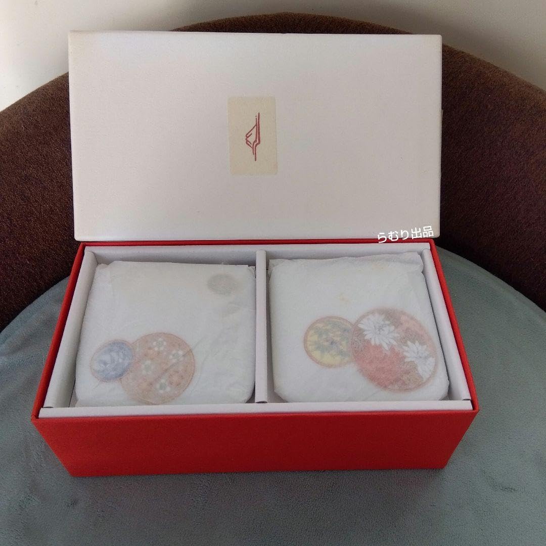 深川製磁 寿赤絵 八角蓋物 深川製磁 寿赤絵 八角蓋物